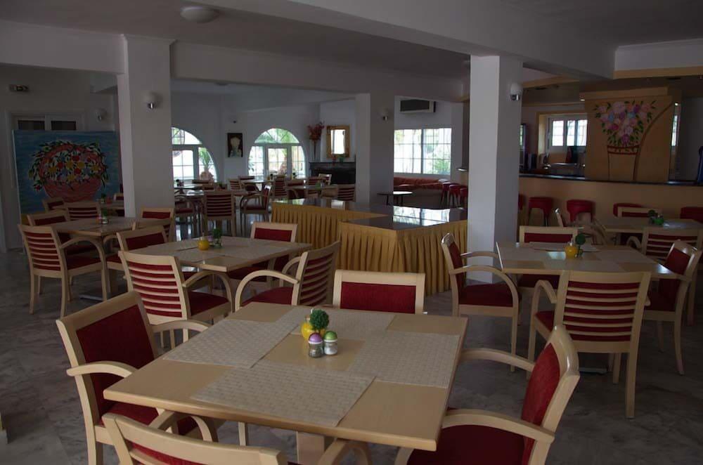 Olympion Melathron Hotel Platamonas Exterior photo